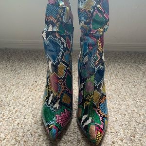 Brand New. Never been worn. Size 6 1/2